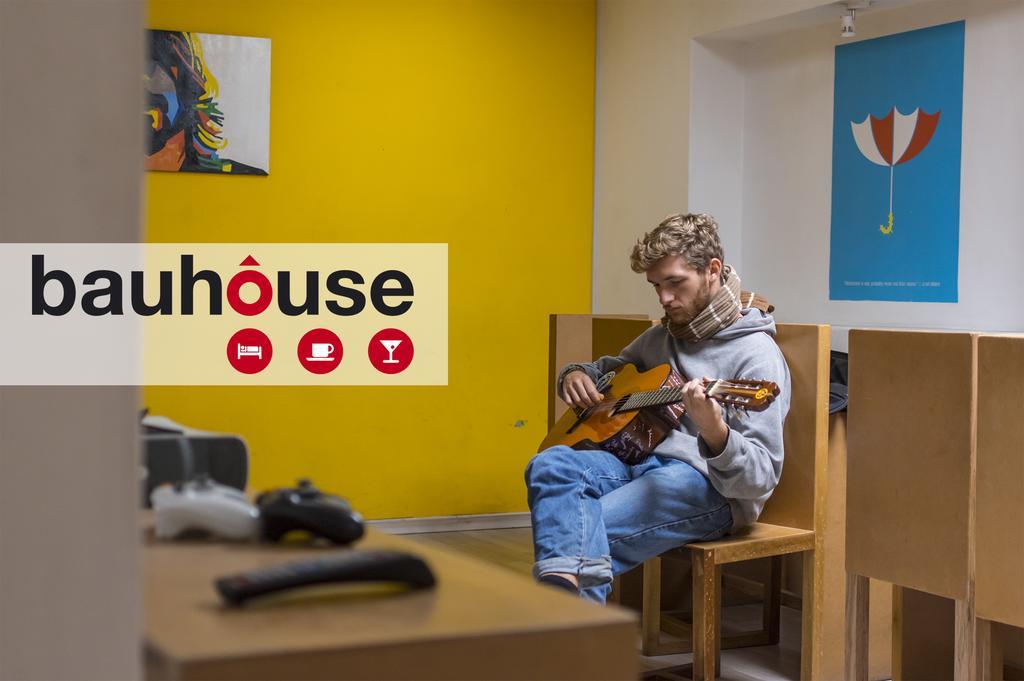 Bauhouse Backpacker Hostel กูเอ็งกา ภายนอก รูปภาพ