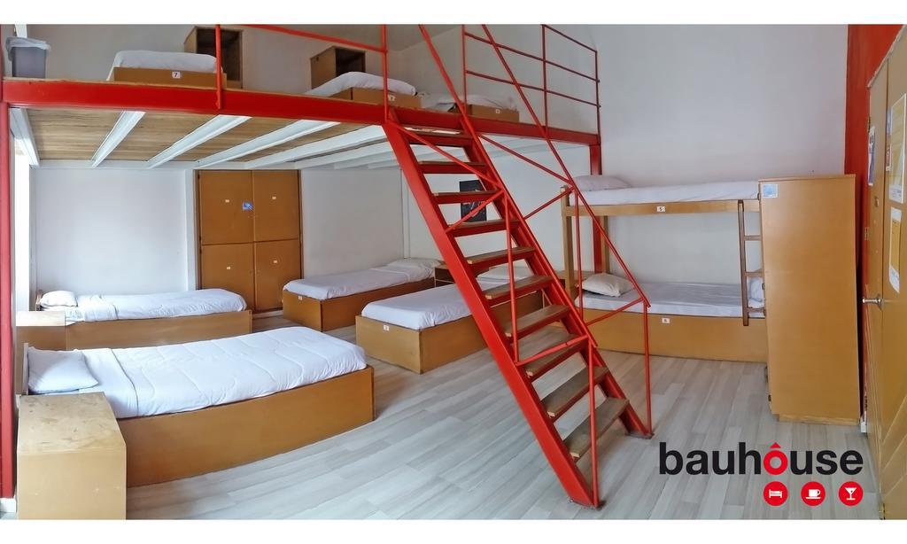 Bauhouse Backpacker Hostel กูเอ็งกา ภายนอก รูปภาพ