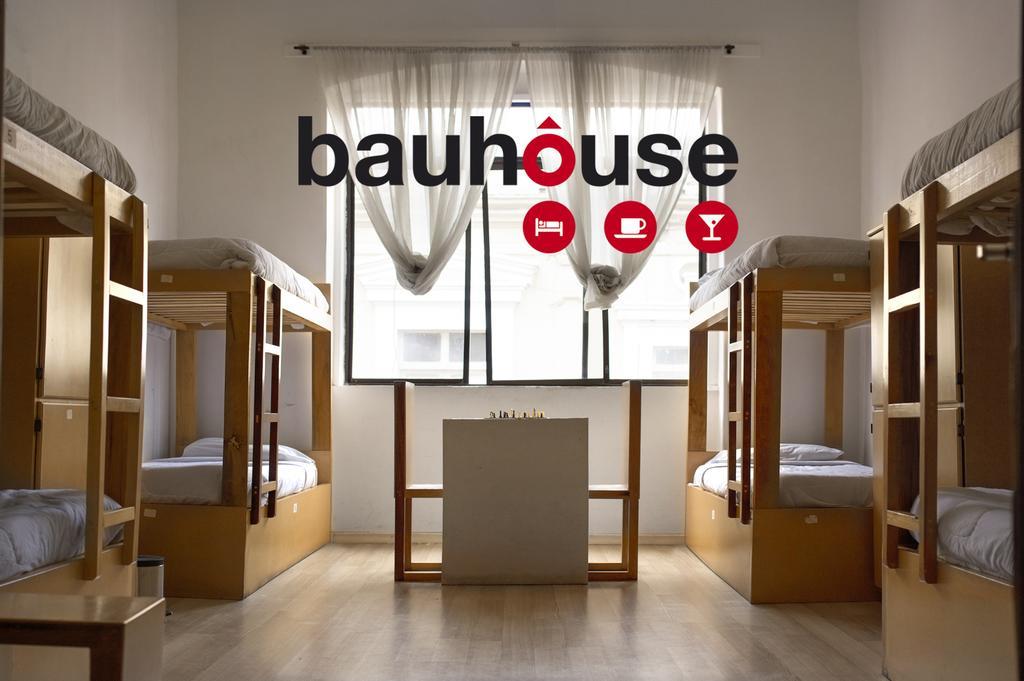 Bauhouse Backpacker Hostel กูเอ็งกา ภายนอก รูปภาพ