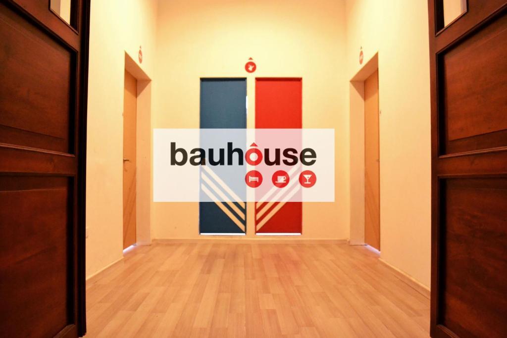 Bauhouse Backpacker Hostel กูเอ็งกา ภายนอก รูปภาพ